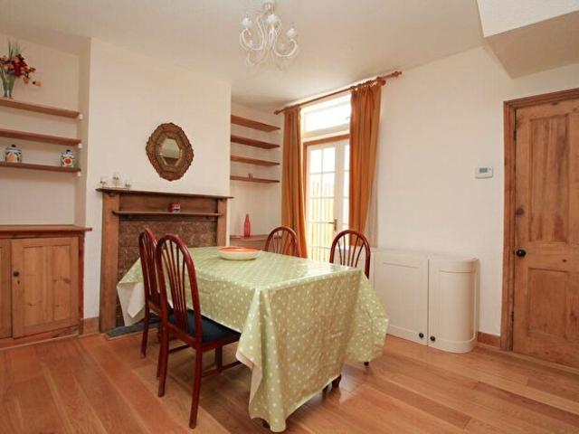 2 Bedroom Terraced House To Rent In Barrett Street, Central Oxford, OX2