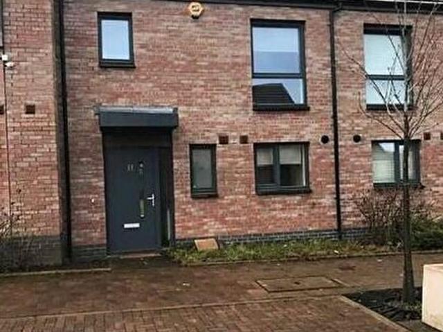 2 Bedroom Terraced House To Rent In Bevin Court, Twechar, G65