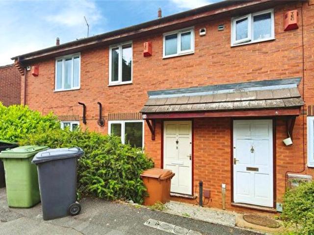 2 Bedroom Terraced House To Rent In Castle Road, Wellingborough, Northamptonshire, NN8