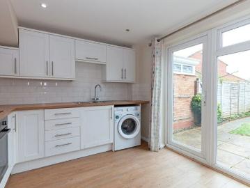 2 Bedroom Terraced House To Rent In Flatford Place, Kidlington, OX5