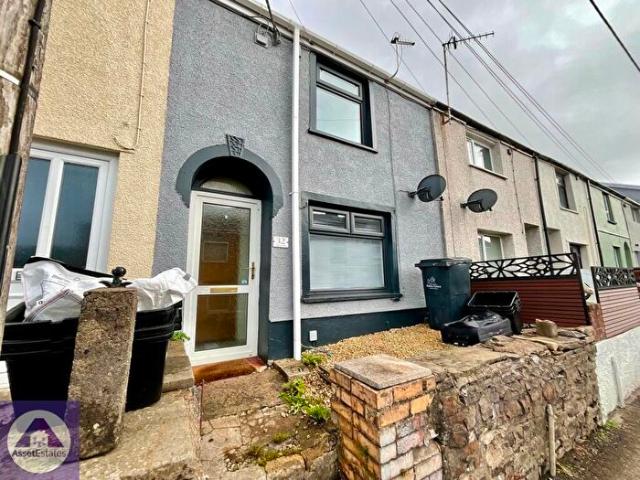 2 Bedroom Terraced House To Rent In Garn Cross, Nantyglo, NP23