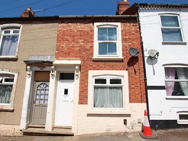 2 Bedroom Terraced House To Rent In Gordon Street, Semilong, NN2