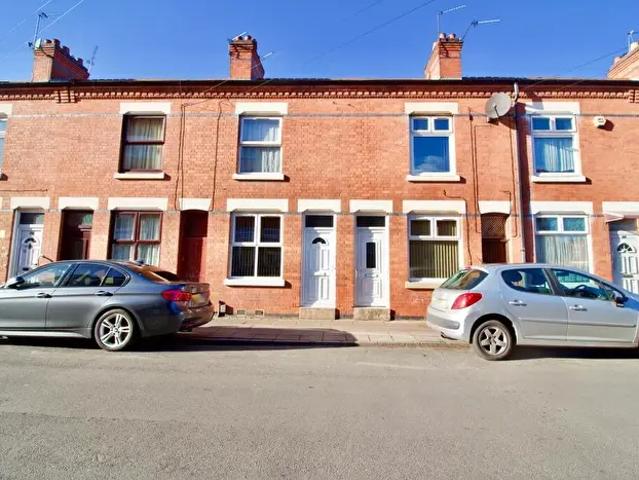 2 Bedroom Terraced House To Rent In Harrison Road, Leicester, LE4