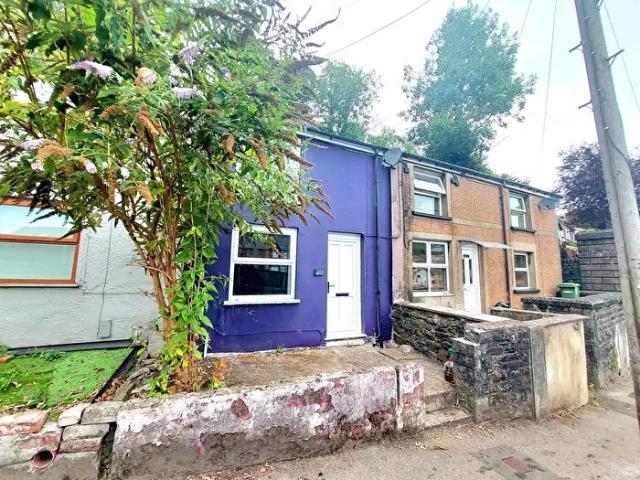 2 Bedroom Terraced House To Rent In High Street, Porth, CF39