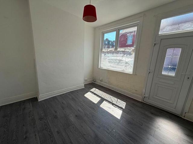 2 Bedroom Terraced House To Rent In Irving Road, Coventry, CV1