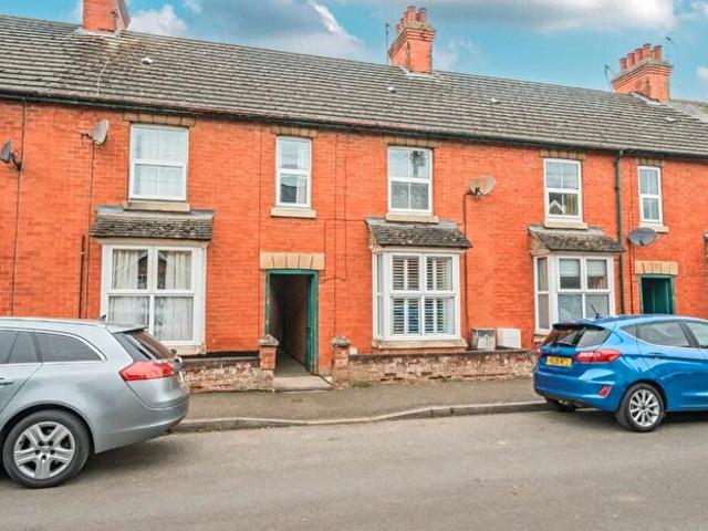 2 Bedroom Terraced House To Rent In Kings Road, Oakham, LE15