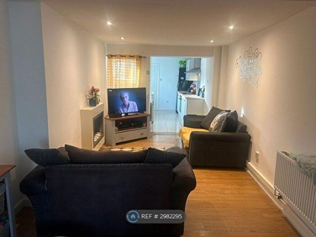 2 Bedroom Terraced House To Rent In Llangyfelach Road, Swansea, SA5