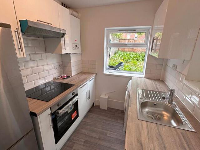 2 Bedroom Terraced House To Rent In Moore Street, Derby, DE23