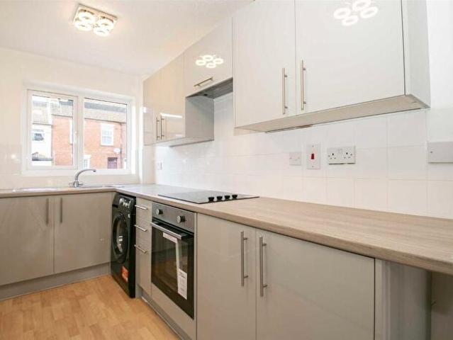 2 Bedroom Terraced House To Rent In North Street, New Bradwell, MK13