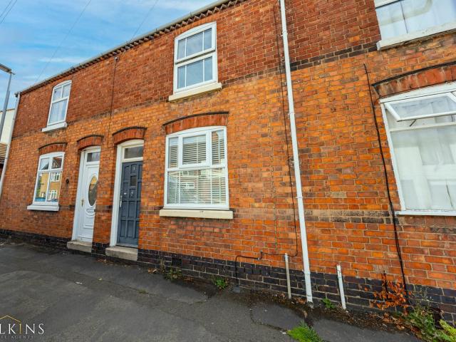 2 bedroom Terraced House to rent in Parson Street, Wilnecote, Tamworth, Staffordshire