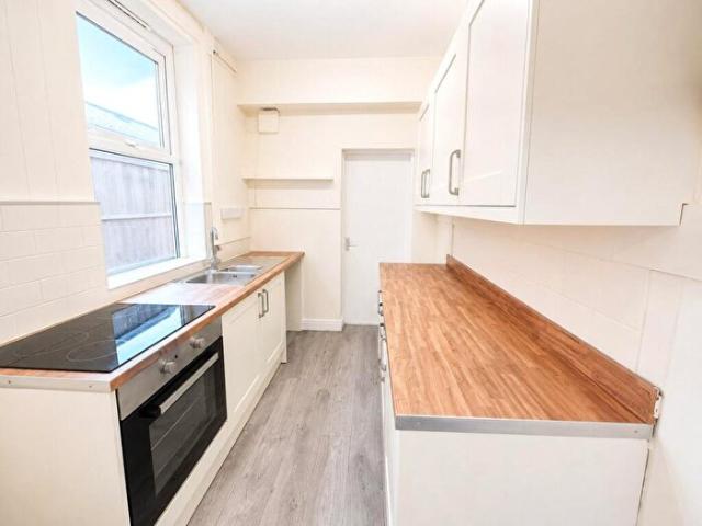 2 Bedroom Terraced House To Rent In Percy Road, Birmingham, West Midlands, B11