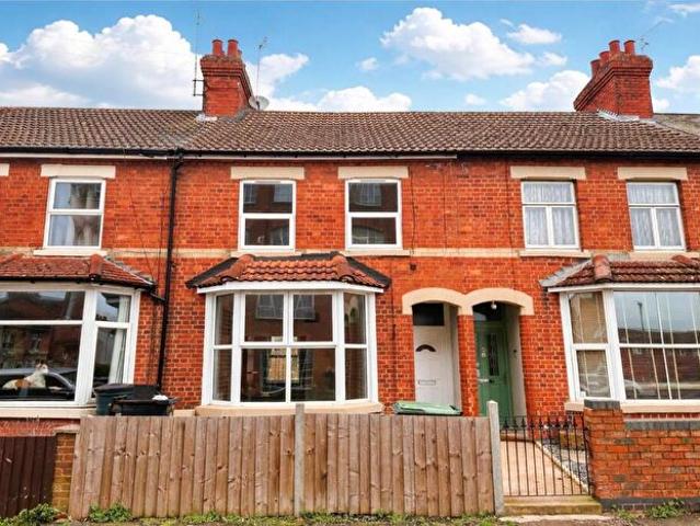 2 Bedroom Terraced House To Rent In Queen Street, Rushden, NN10
