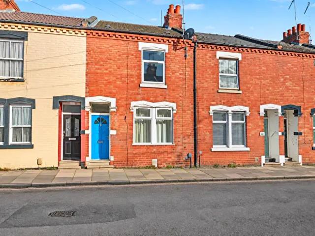 2 Bedroom Terraced House To Rent In Roe Road, Abington, NN1