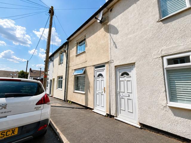 2 bedroom Terraced House to rent in Smith Street, Wood End, Atherstone, Warwickshire