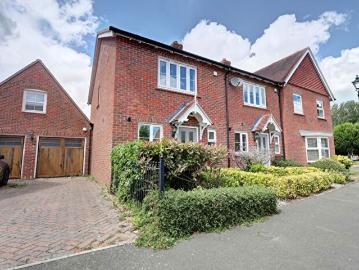 2 Bedroom Terraced House To Rent In St Dunstans Close, Monks Risborough, Princes Risborough, Buckinghamshire, HP27