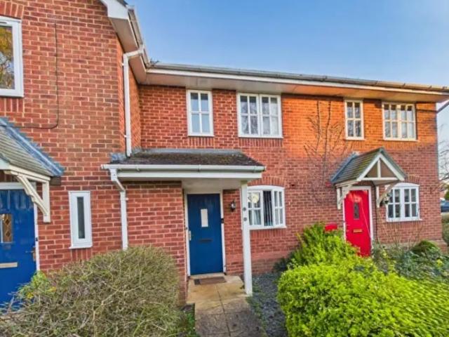 2 Bedroom Terraced House To Rent In Strartford Road, Milton Keynes, MK12