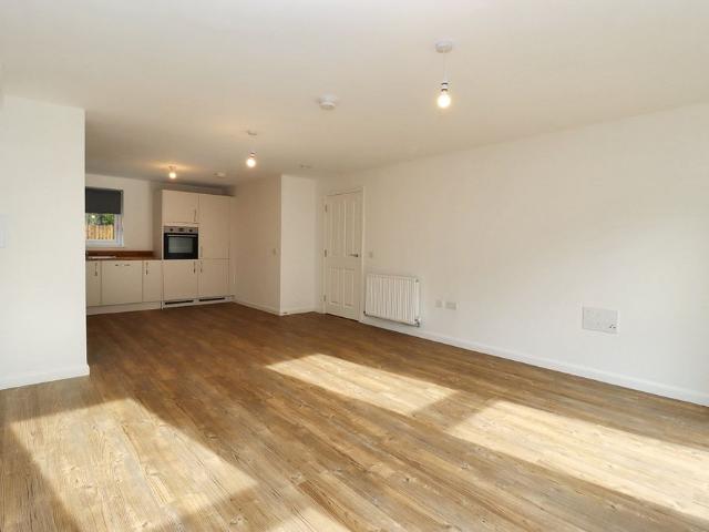 2 bedroom terraced property to rent