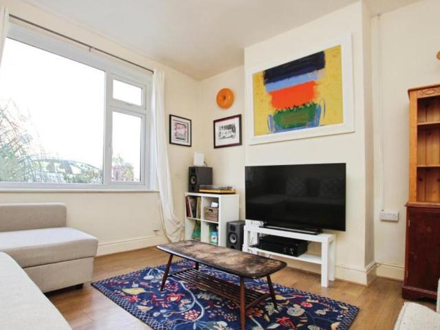 2 bedroom terraced to let, Easton, Bristol | Ocean Estate Agents