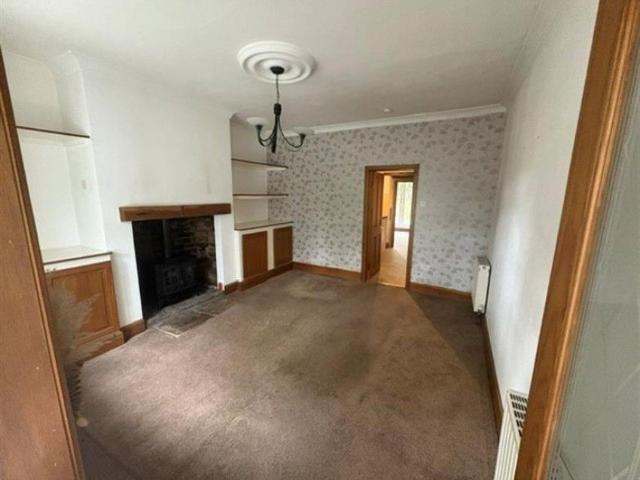 2 Bedroom Terraced To Let