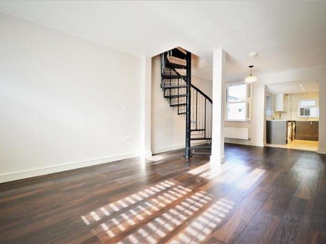 2 Bedroom Terraced ARGAV