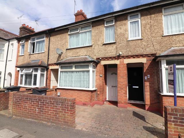 2 Bedroom Terraced To Rent | Beechwood Road, Luton, Bedfordshire, LU4 8RP | £1,300 pcm