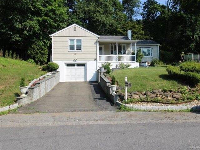 2 bedroom, Thornwood NY 10594 105318381