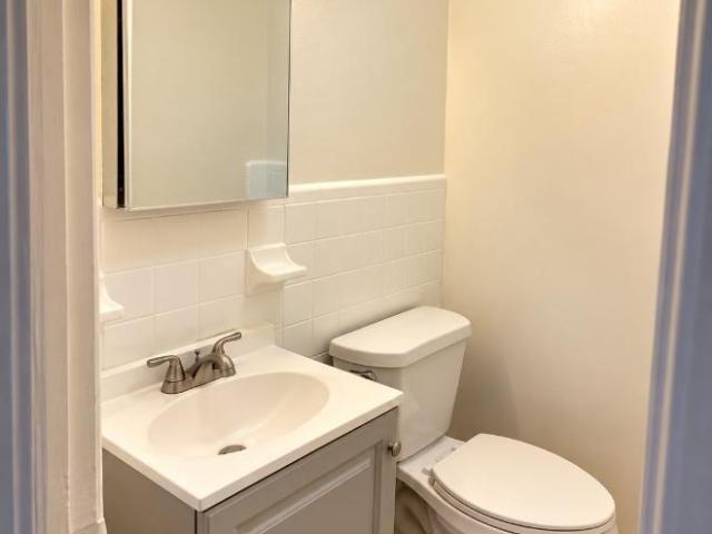 2 bedroom, Titusville FL 32780 106244494