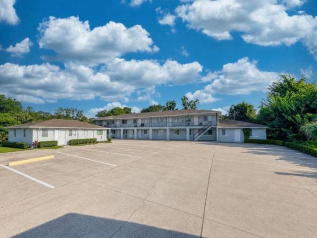 2 bedroom, Titusville FL 32780 LS105523289