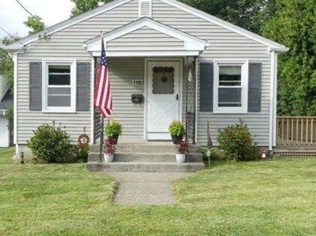 2 bedroom, Tiverton RI 02878 105492896