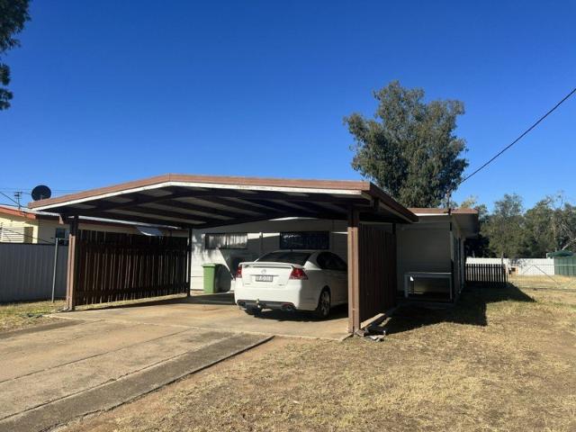 2 Bedroom Tidy Unit Break lease!