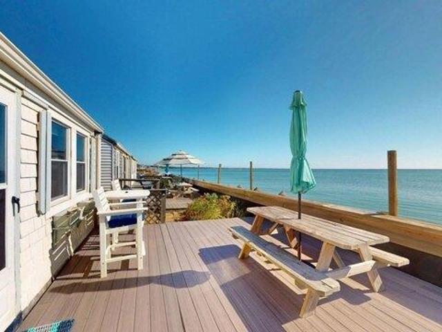 2 bedroom, Truro MA 02666 106103854