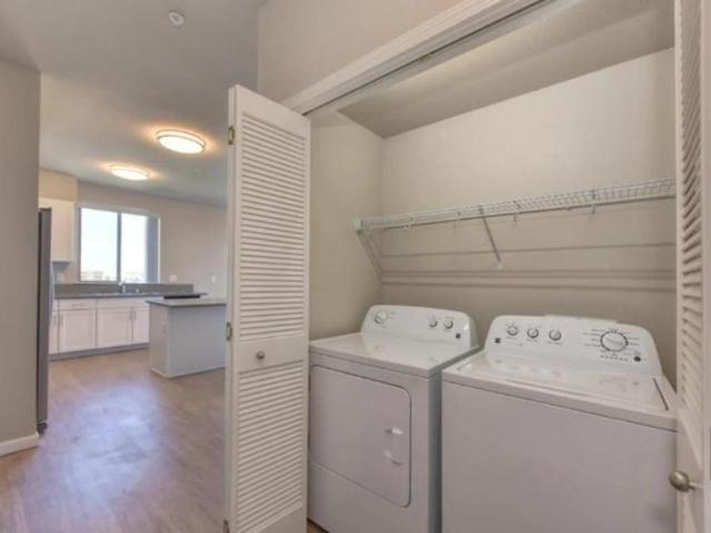2 bedroom, Tracy CA 95304 105898313