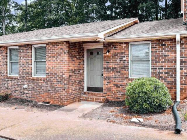 2 bedroom, Travelers Rest SC 29690 LS105358228