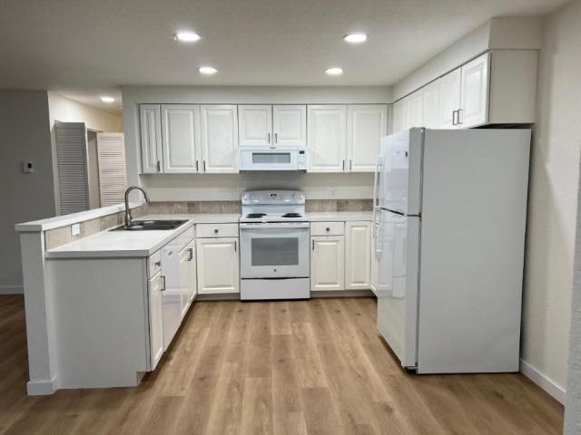 2 bedroom, Tumwater WA 98501 105736487