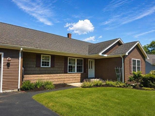 2 bedroom, Turner ME 04282 104810582