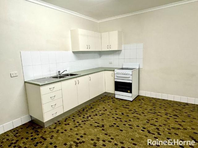 2 bedroom Unfurnished Unit in Mossman