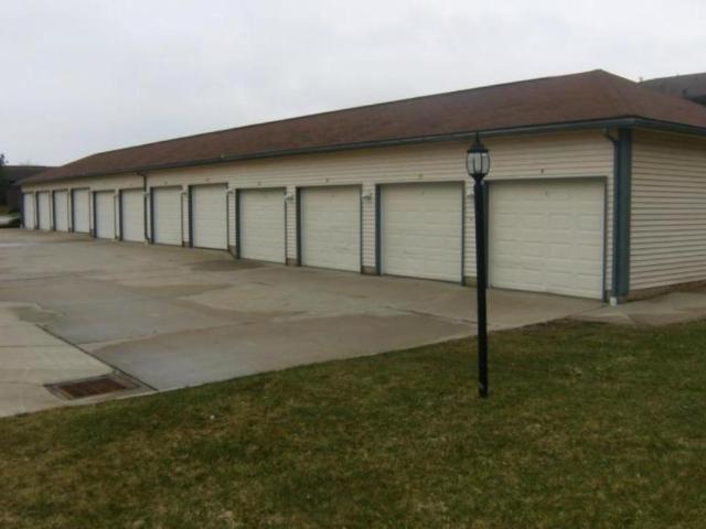 2 bedroom, Uniontown OH 44685 104735394