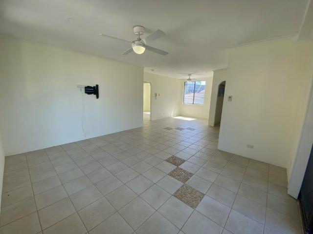 2 BEDROOM UNIT
