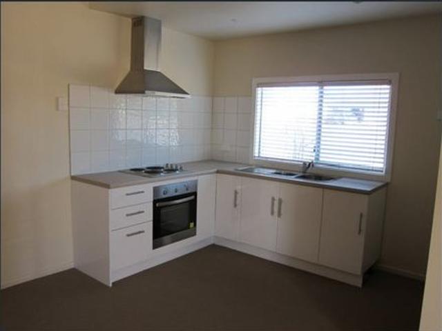 2 BEDROOM UNIT