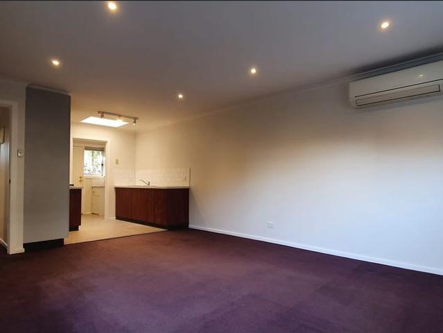 2 BEDROOM UNIT