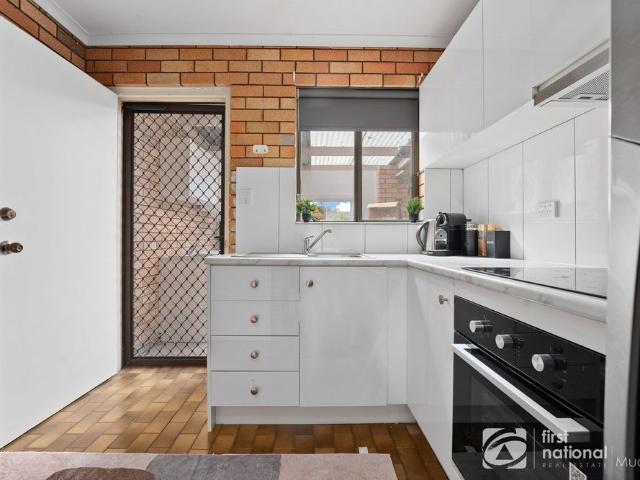 2 BEDROOM UNIT