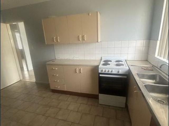 2 BEDROOM UNIT!
