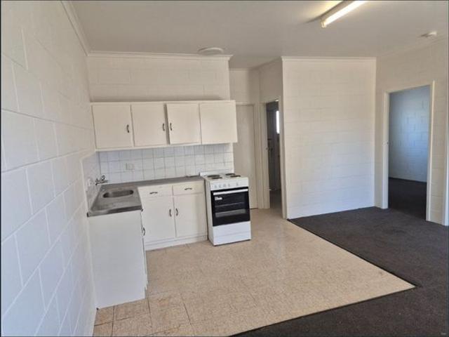 2 Bedroom Unit!