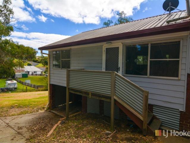 2 BEDROOM UNIT