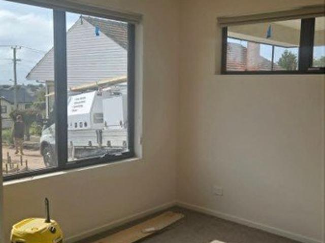 2 bedroom unit