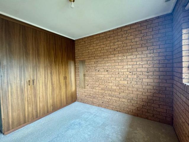 2 BEDROOM UNIT