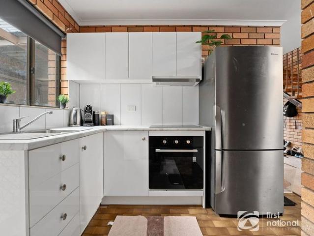 2 BEDROOM UNIT