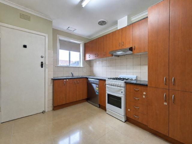 2 BEDROOM UNIT