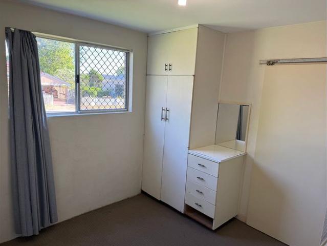 2 Bedroom Unit Walk to CBD