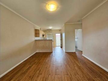 2 BEDROOM UNIT WITH A/C IN SEATON